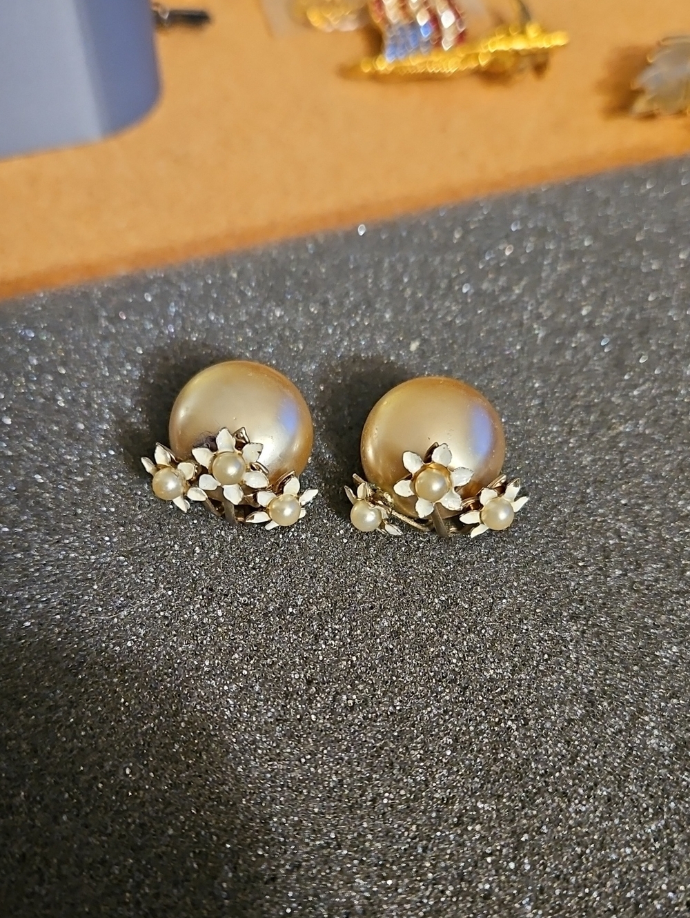 Vintage Champagne Pearl Floral Brooch in Gold, White and Cream. Both For 1 Price